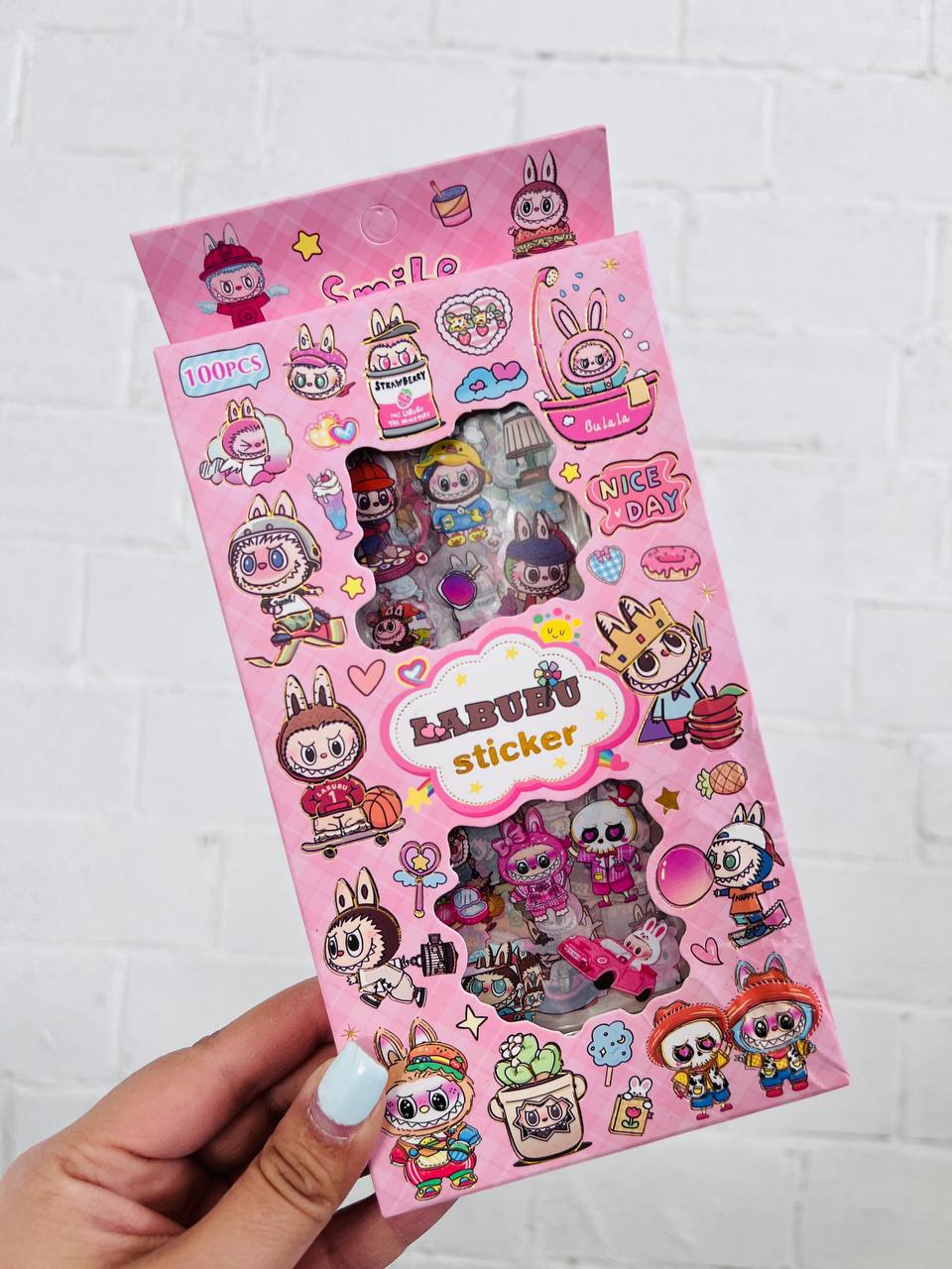 پک کادوئی استیکر ۱۰۰ عددی لبوبو